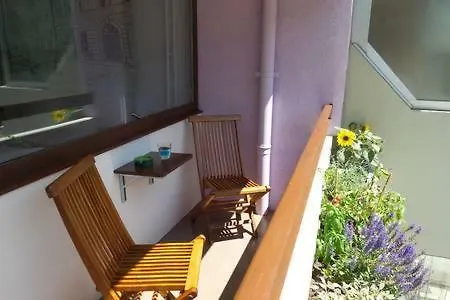 Living Colors Apartman